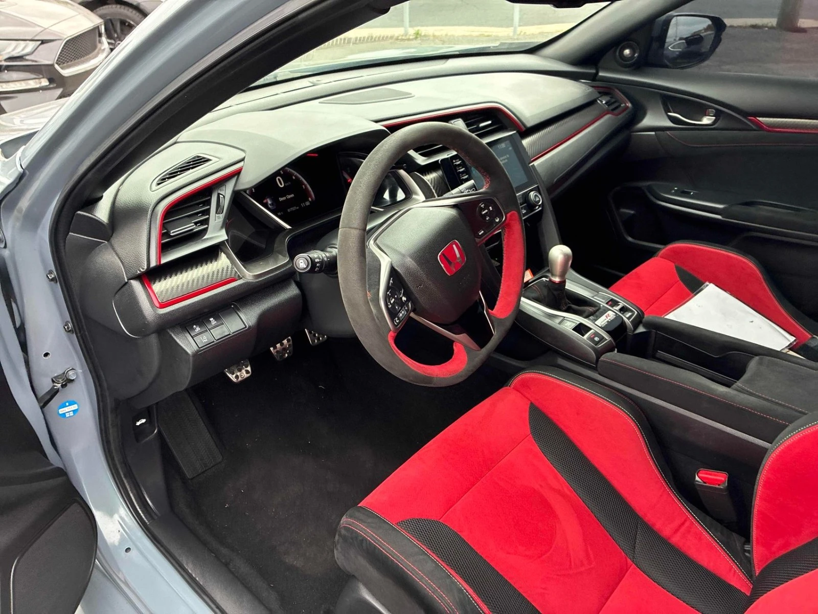 Honda Civic Type R Manual | SHOWROOM CONDITION, снимка 7 - Автомобили и джипове - 56330388