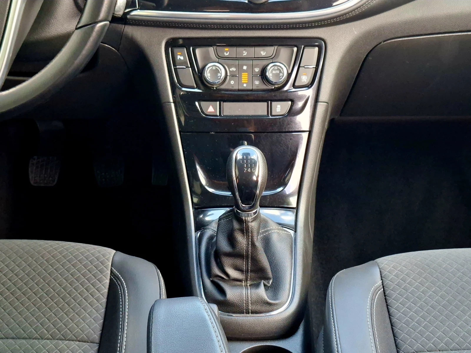 Opel Mokka X 1.4i-�������� ���-COSMO | Mobile.bg � ����������� 12