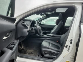 Lexus UX * UX 250H * CARFAX *  | Mobile.bg    5