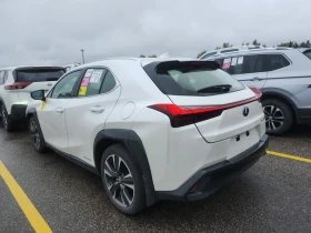 Lexus UX * UX 250H * CARFAX *  | Mobile.bg    4