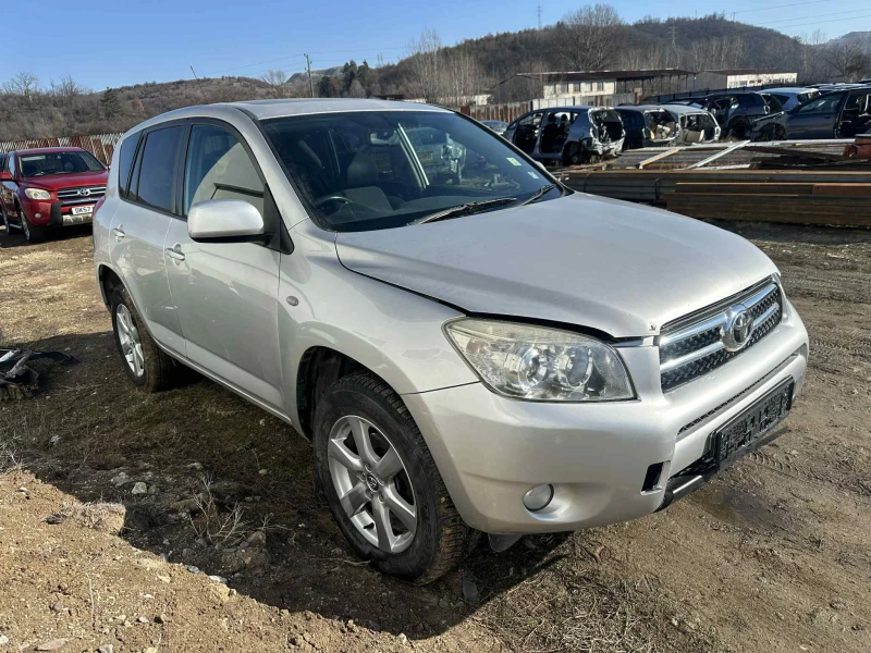 Toyota Rav4 2.0 бензин   150 / 151 / 152 к.с НА ЧАСТИ , снимка 5 - Автомобили и джипове - 52982226