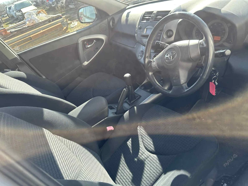 Toyota Rav4 2.0 бензин   150 / 151 / 152 к.с НА ЧАСТИ , снимка 13 - Автомобили и джипове - 52982226