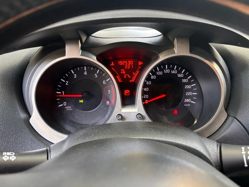 Nissan Juke, снимка 3 - Автомобили и джипове - 47123256