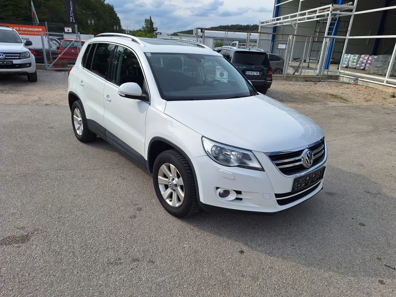 VW Tiguan 2.0 4х4 , снимка 1 - Автомобили и джипове - 47282818