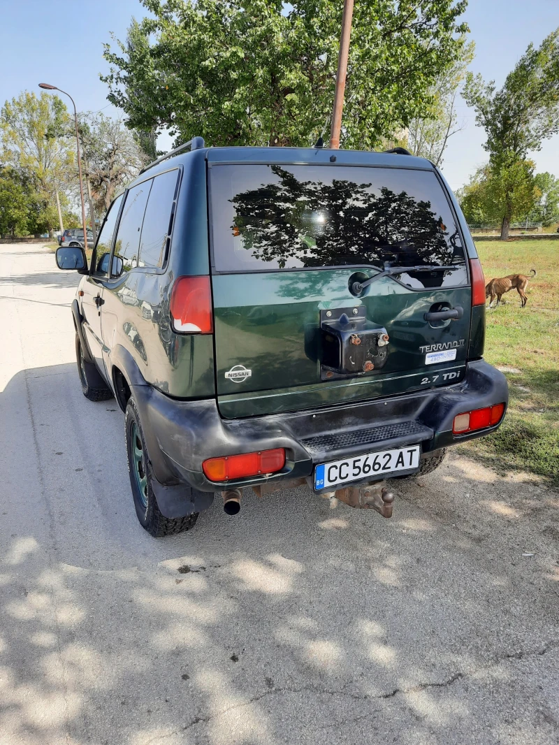 Nissan Terrano, снимка 6 - Автомобили и джипове - 47576192