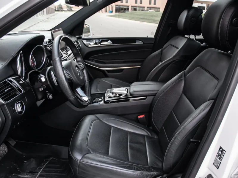 Mercedes-Benz GLS 500 AMG PACK* 360 КАМЕРА* PANORAMA* HARMAN* ЩОРИ* KEYL, снимка 6 - Автомобили и джипове - 52454240