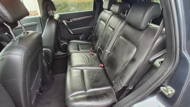 Chevrolet Captiva, снимка 10 - Автомобили и джипове - 53203864