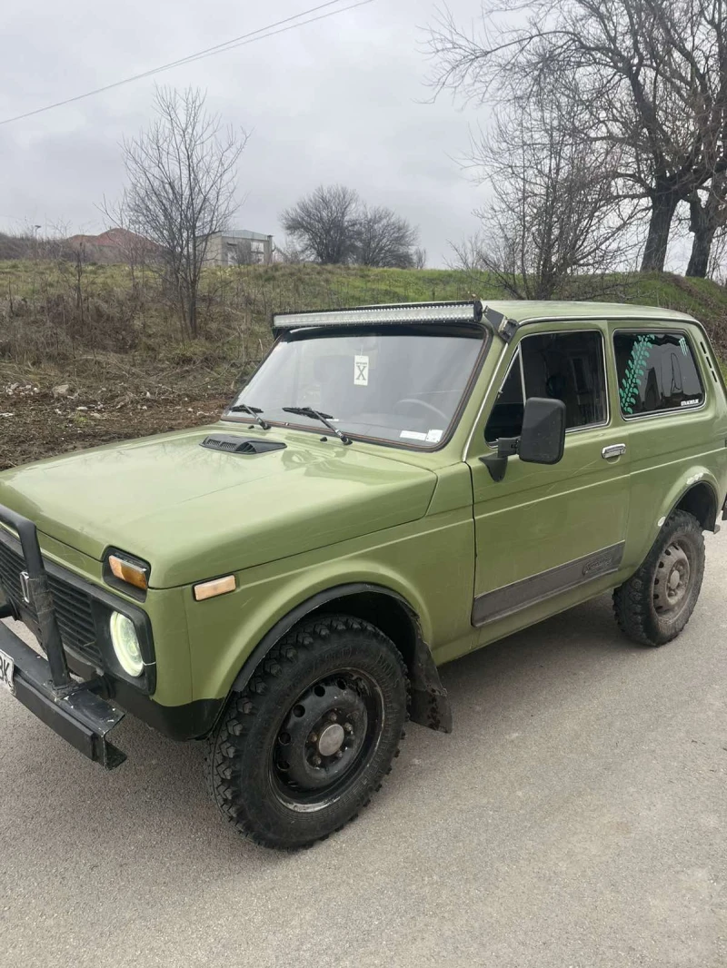 Lada Niva 1.7, снимка 4 - Автомобили и джипове - 53306239