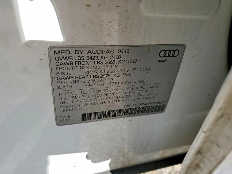 Audi Q5 PREMIUM PLUS* CARFAX* КЛИП НА МОТОР* Кожа* Погрев*, снимка 12 - Автомобили и джипове - 53042333