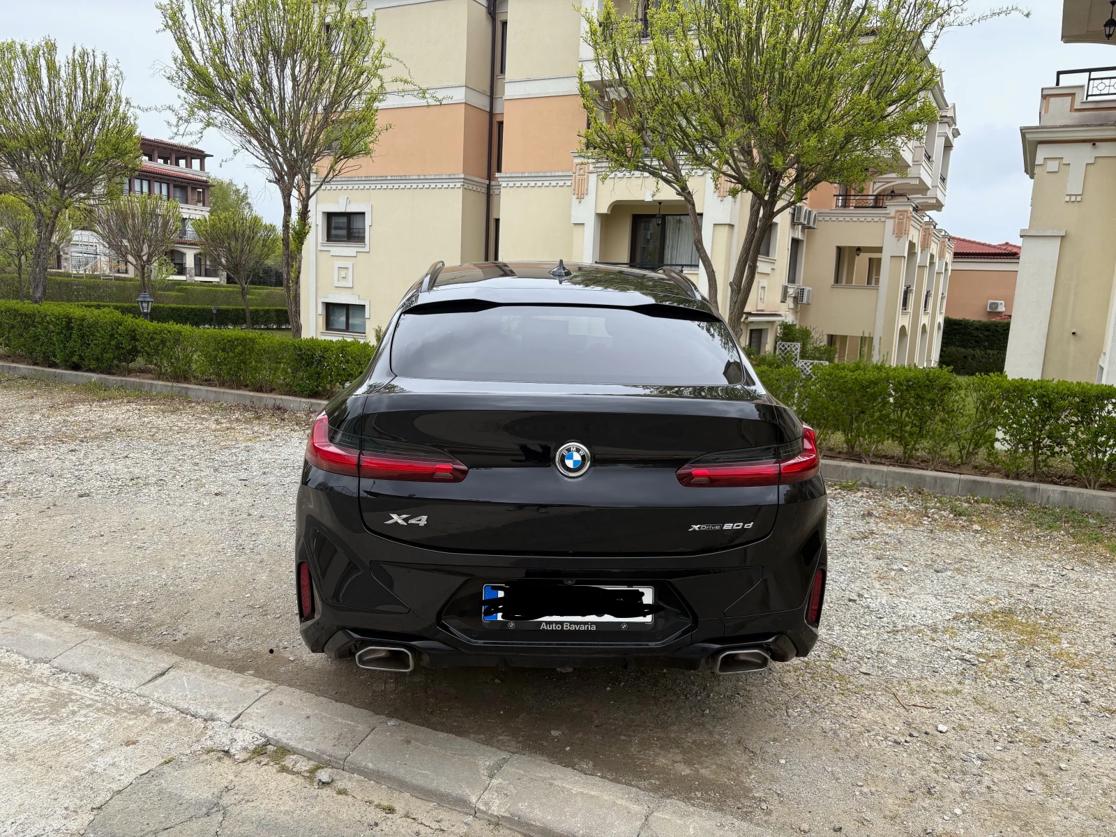 BMW X4 xDrive 20d - изображение 3