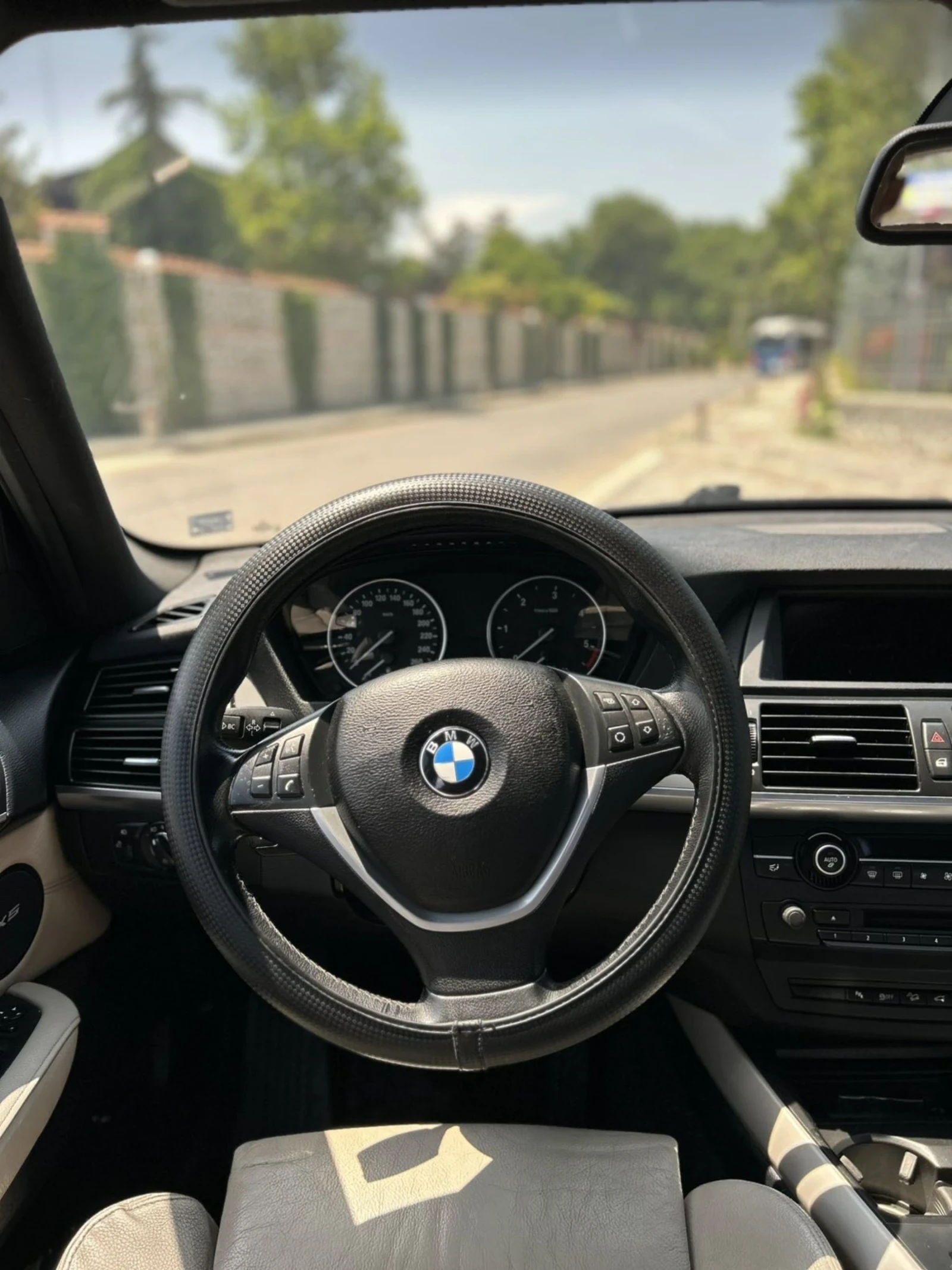 BMW X5 4.0d - изображение 9