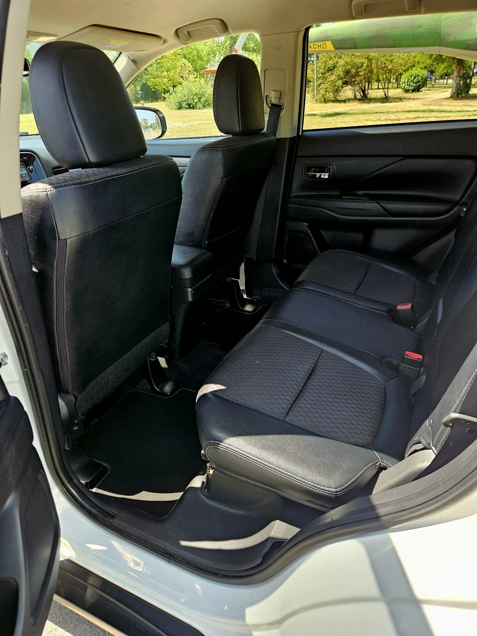 Mitsubishi Outlander 2.2 DI-D 4WD - изображение 7