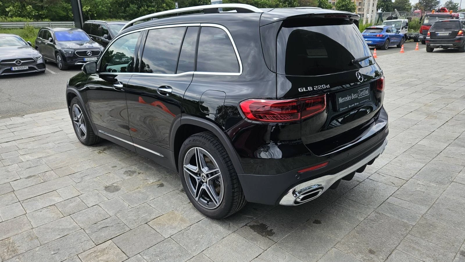 Mercedes-Benz GLB 220d 4MATIC 6+ 1, снимка 6 - Автомобили и джипове - 51400902