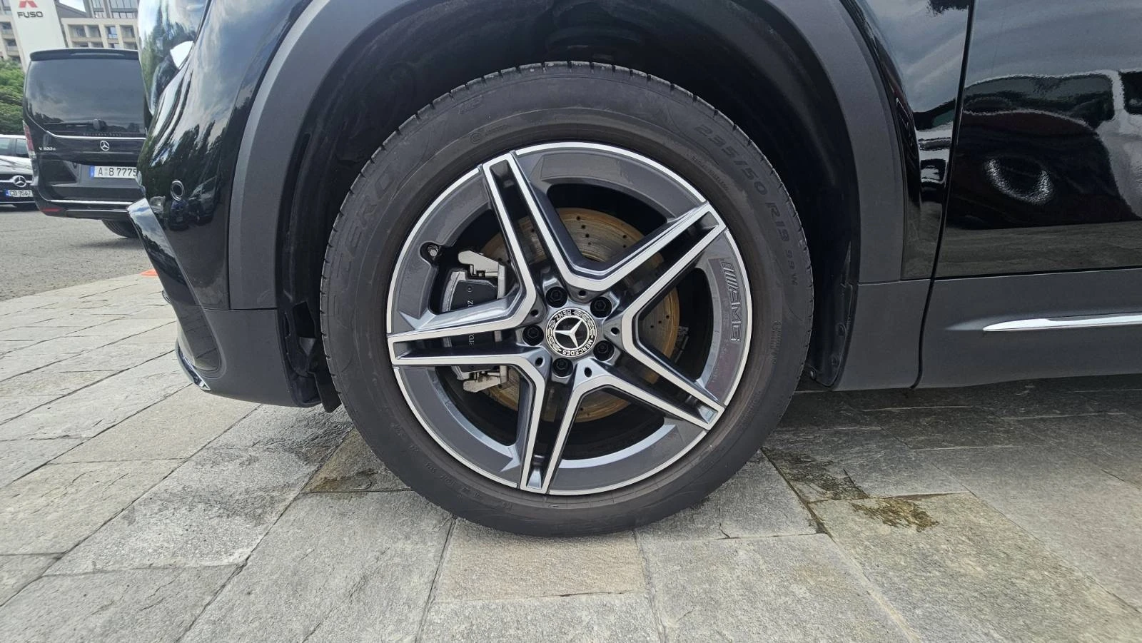 Mercedes-Benz GLB 220d 4MATIC 6+ 1, снимка 7 - Автомобили и джипове - 51400902