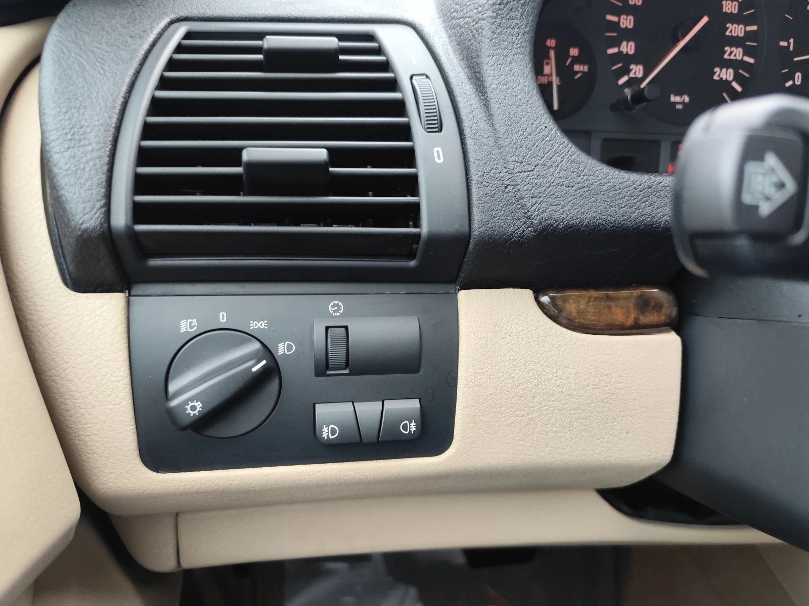 BMW X5 3.0D* 4X4* АВТОМАТИК* XENON* КОЖА* ШИБЕДАХ*  - изображение 9