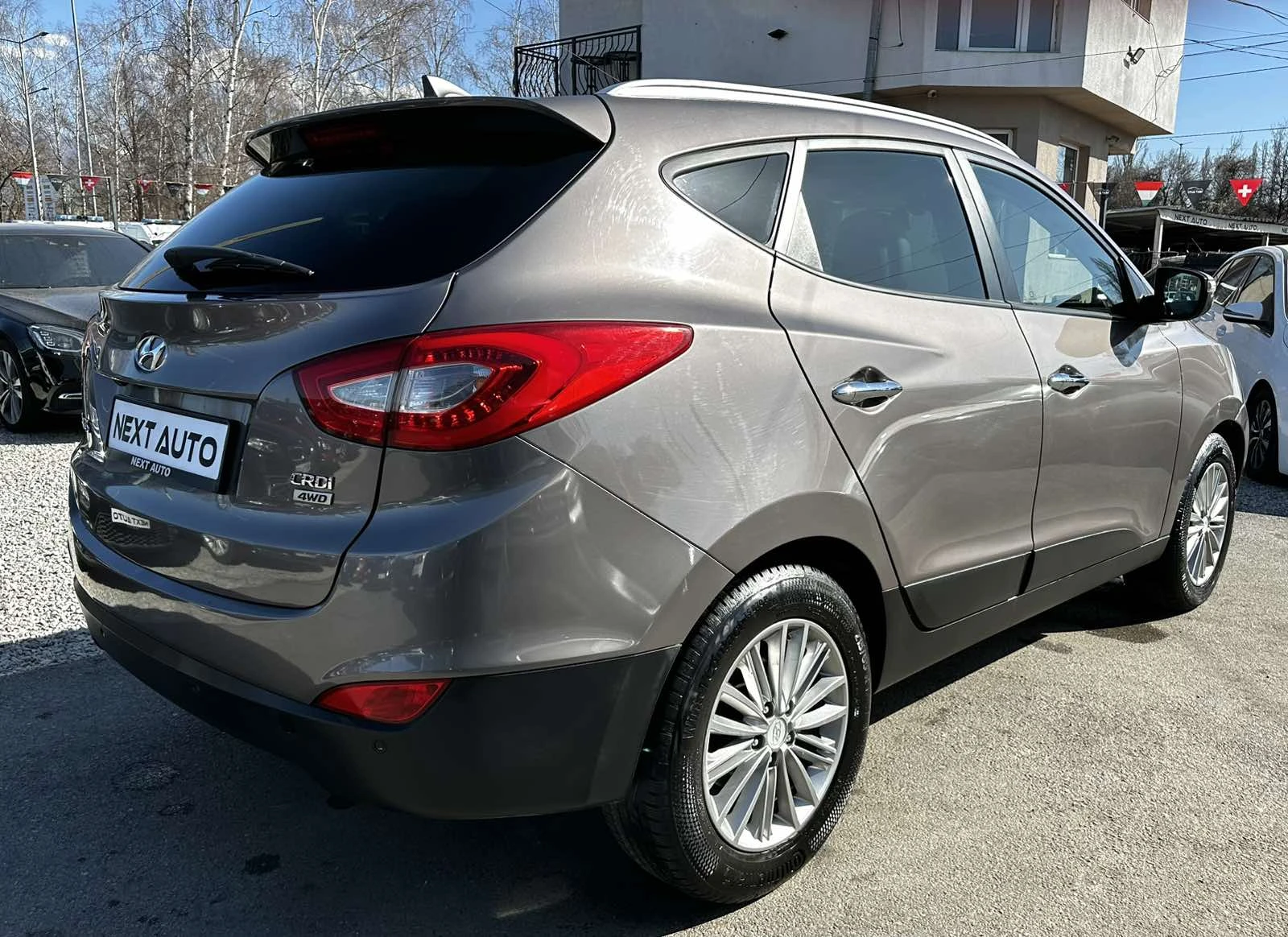 Hyundai IX35 2.0CRDI 184HP 4WD PANO CAMERA ПОДГРЕВ, снимка 5 - Автомобили и джипове - 53799672