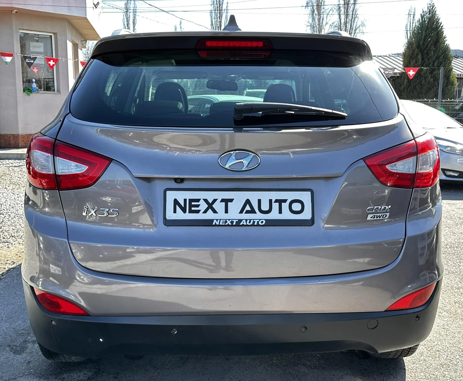 Hyundai IX35 2.0CRDI 184HP 4WD PANO CAMERA ПОДГРЕВ, снимка 6 - Автомобили и джипове - 53799672