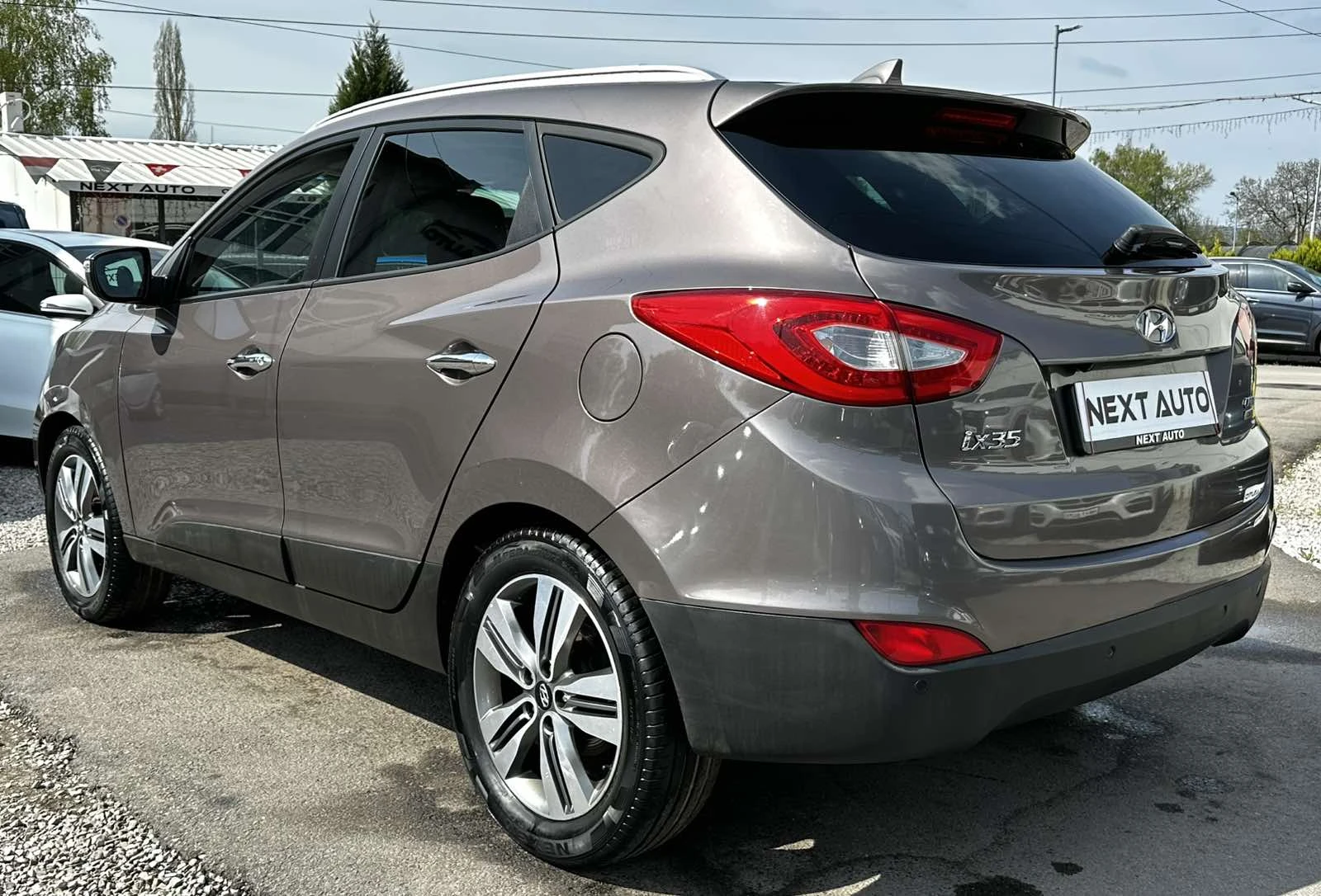 Hyundai IX35 2.0CRDI 184HP 4WD PANO CAMERA ПОДГРЕВ, снимка 7 - Автомобили и джипове - 53799672