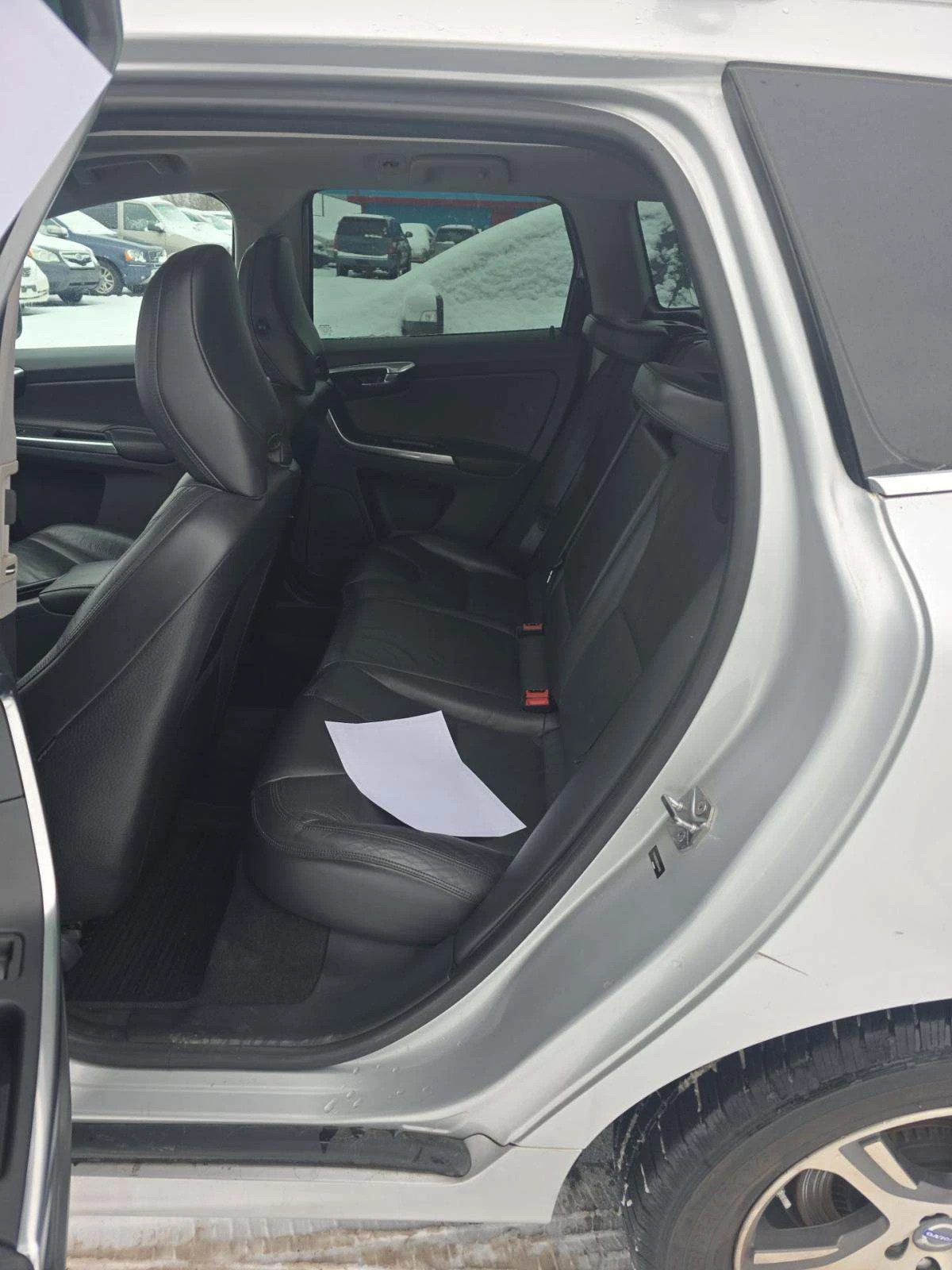 Volvo XC60 T6* ДИГИТАЛНО* ТАБЛО* ПОДГРЕВ* КАМЕРА* КЕЙЛЕС* , снимка 13 - Автомобили и джипове - 53802486