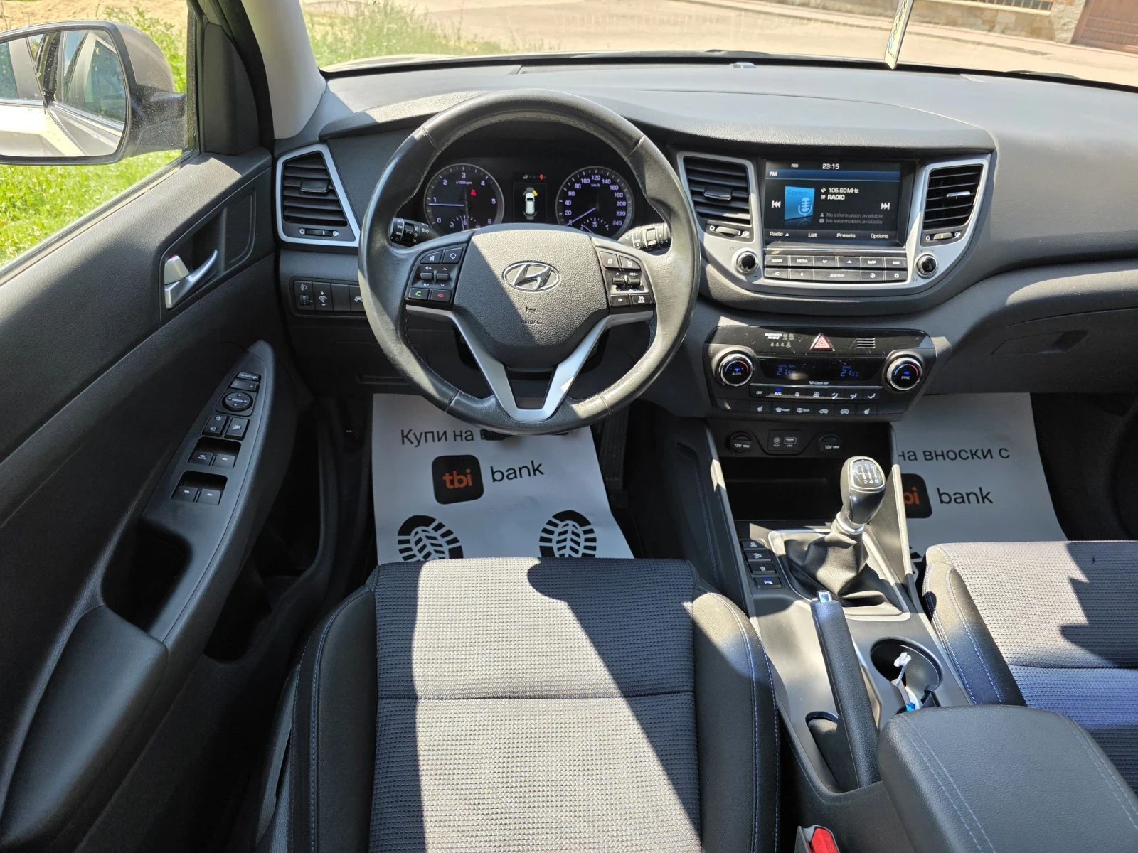 Hyundai Tucson 1.7CRDI/X-POSSIBLE/ОБСЛУЖЕН/110.000км./LANE-ASSST , снимка 7 - Автомобили и джипове - 54977457
