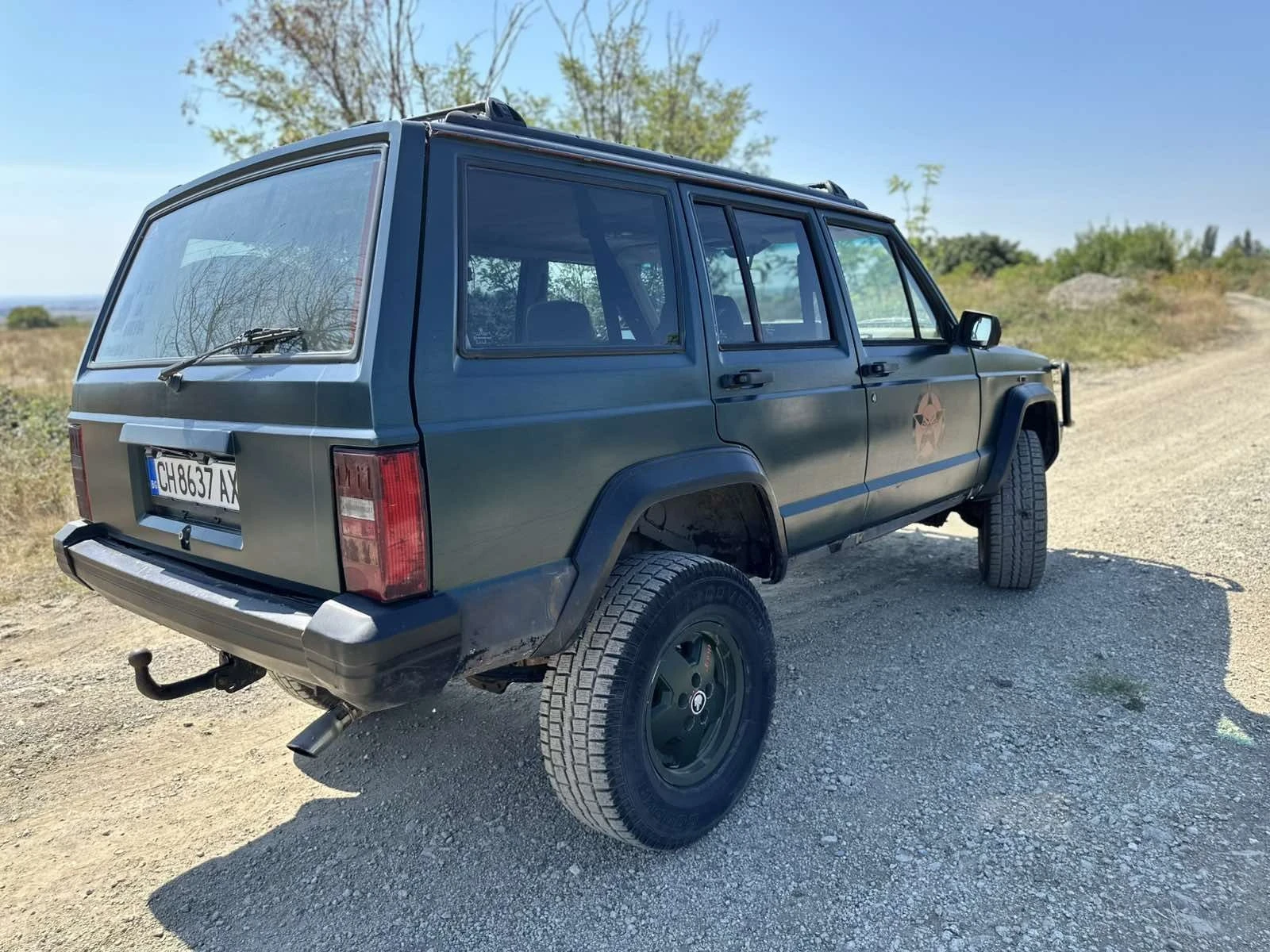 Jeep Cherokee, снимка 3 - Автомобили и джипове - 56193409