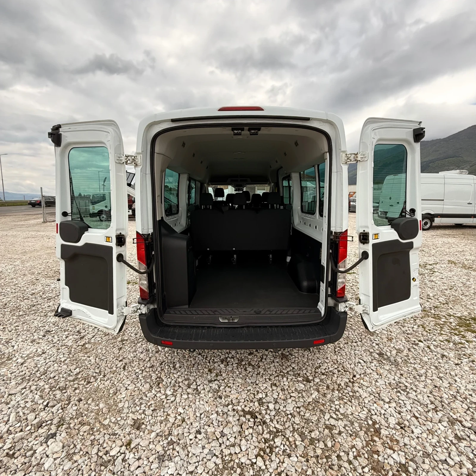 Ford Transit 9-МЕСТЕН-ЕВРО6-МАКСИ-КЛИМА - изображение 8