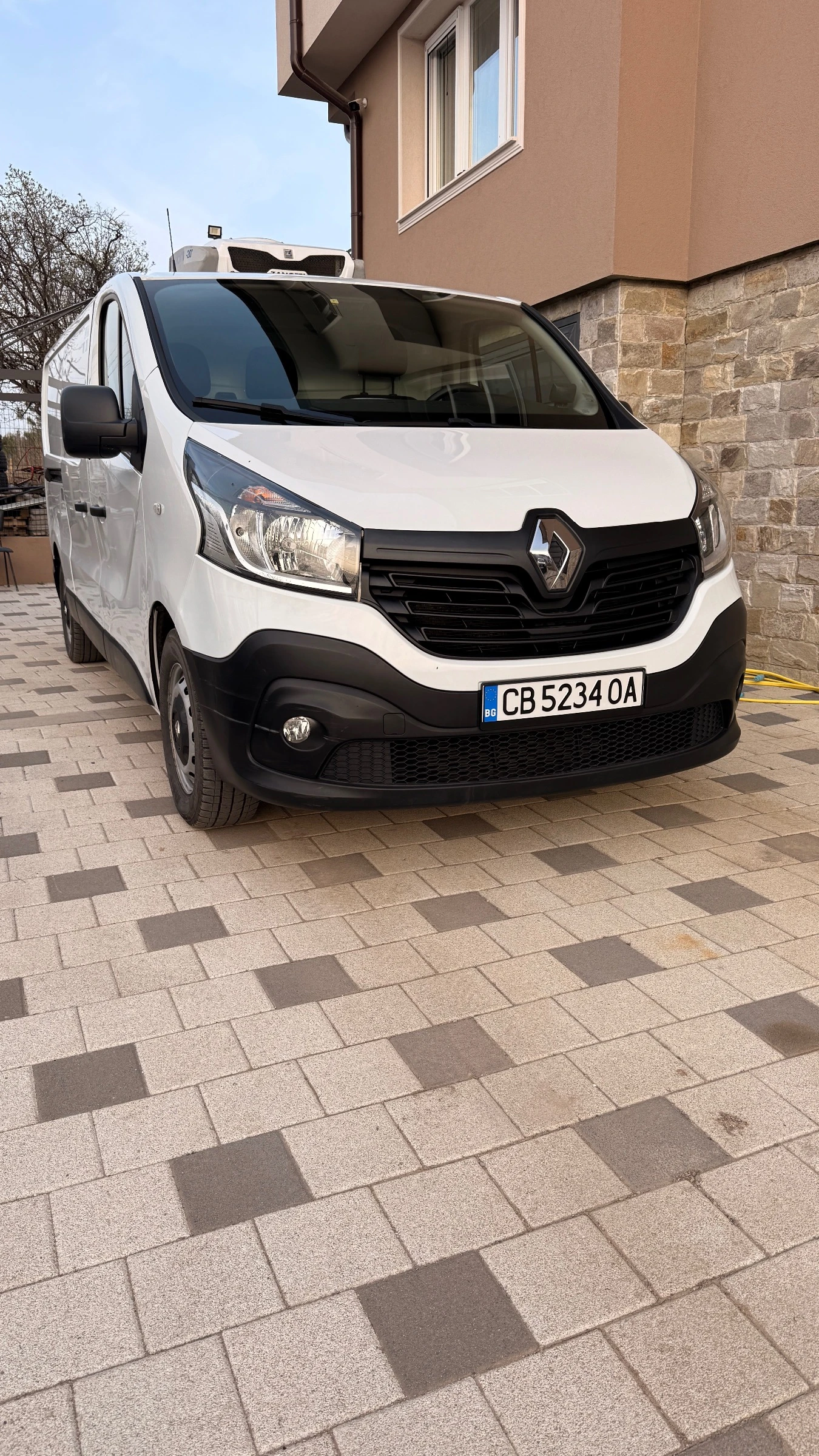 Renault Trafic FRIGO-145k./Euro 6, снимка 4 - Бусове и автобуси - 54183613