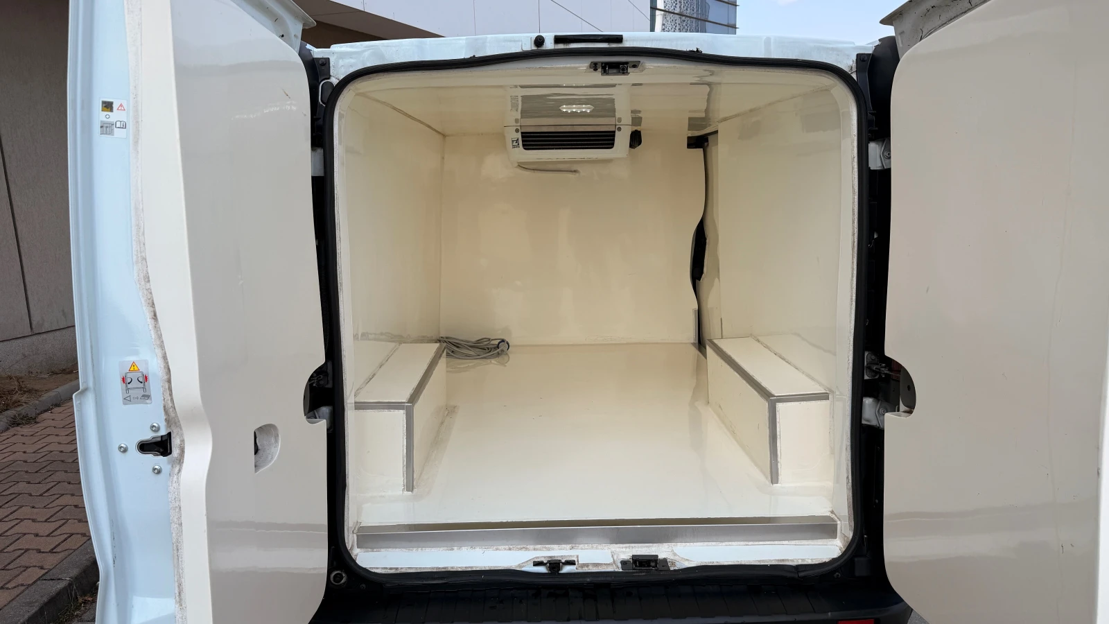 Renault Trafic FRIGO-145k./Euro 6, снимка 15 - Бусове и автобуси - 54183613