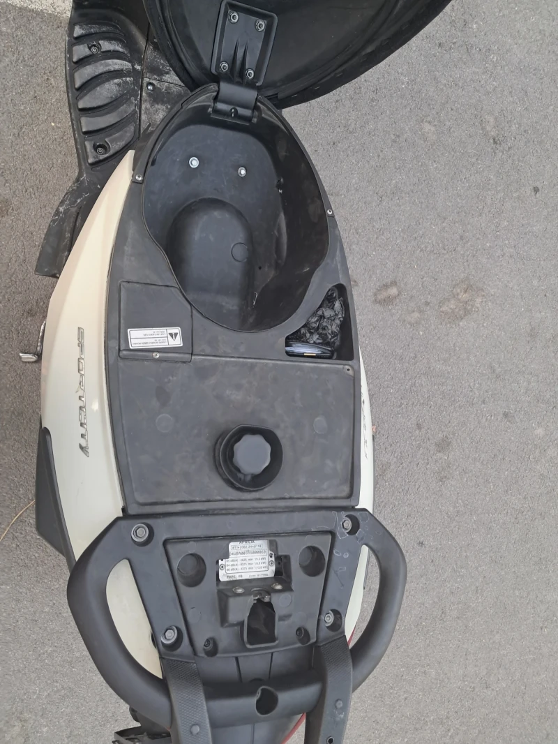 Aprilia 200 Sport City 200, снимка 6 - Мотоциклети и мототехника - 51957935