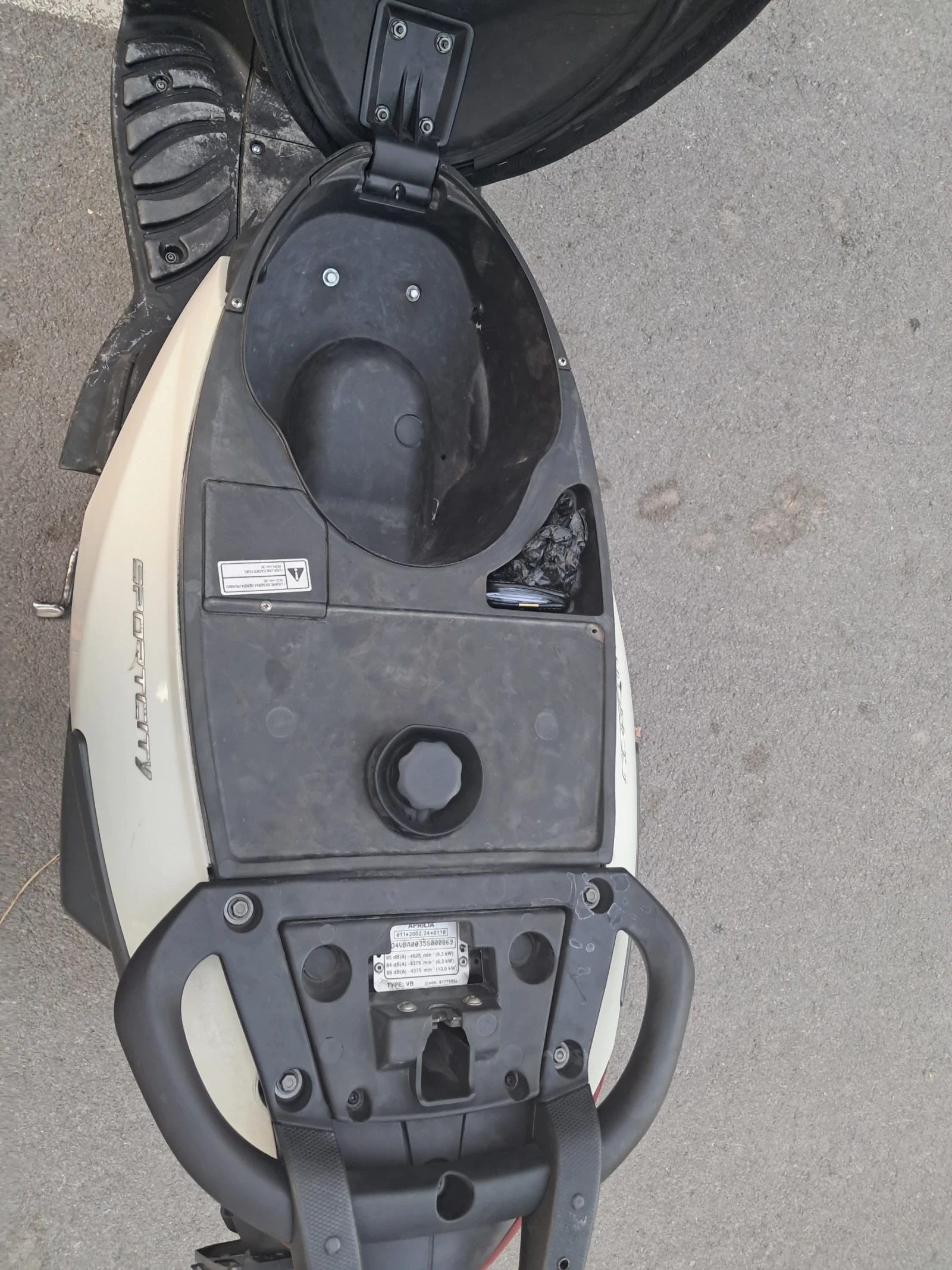 Aprilia 200 Sport City 200 - изображение 6