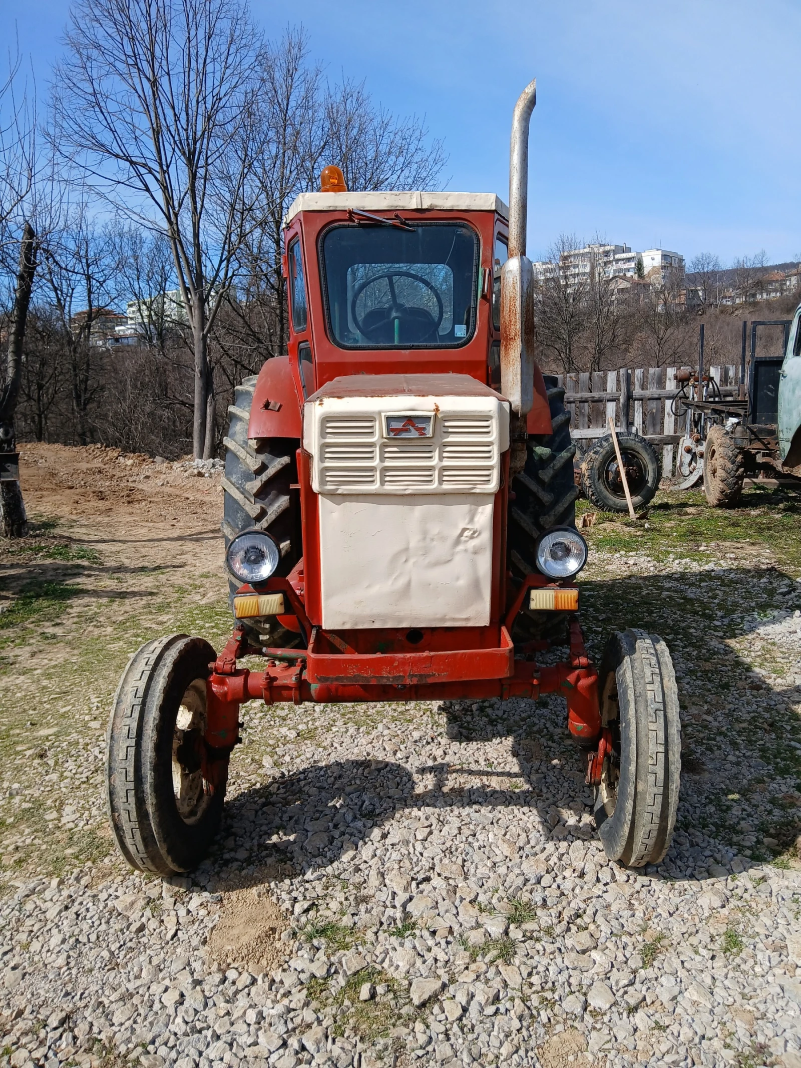 Трактор ЛТЗ T40S (задно предаване), снимка 3 - Селскостопанска техника - 53977805