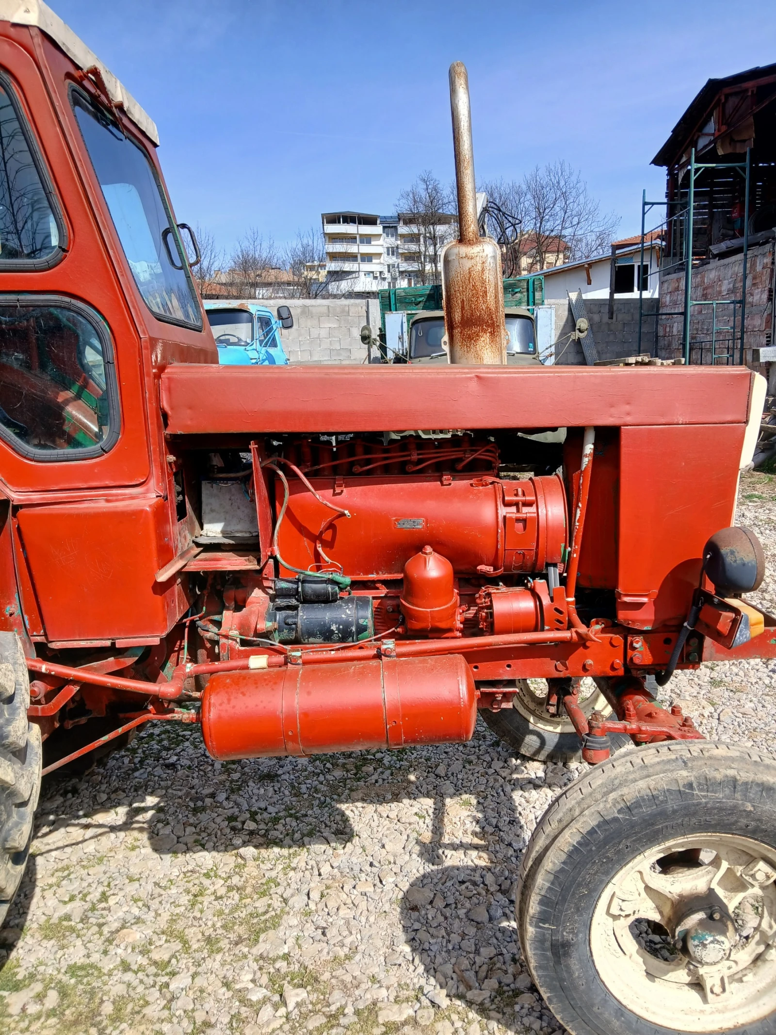 Трактор ЛТЗ T40S (задно предаване), снимка 5 - Селскостопанска техника - 53977805