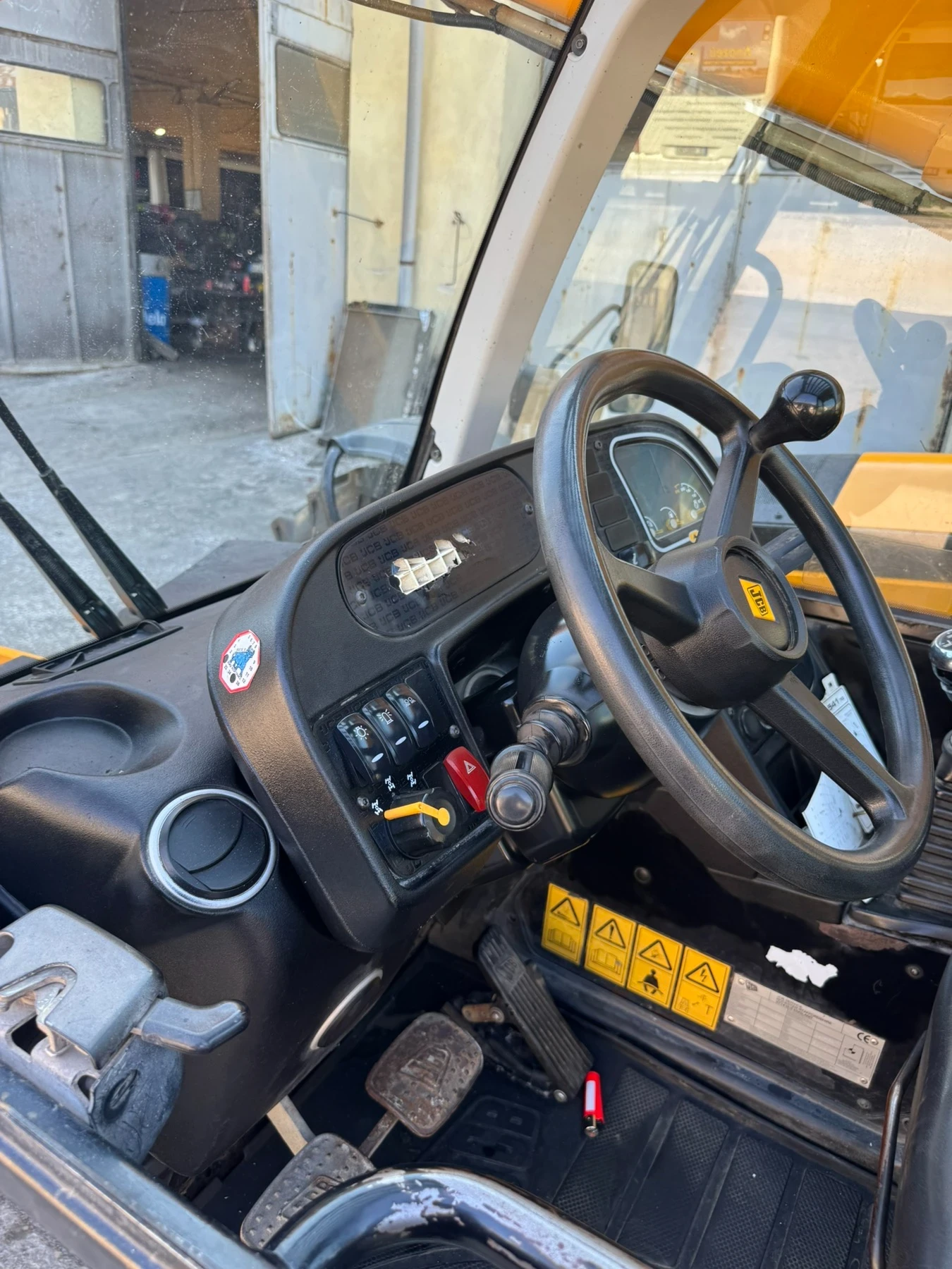 Телескопични товарачи JCB, снимка 4 - Индустриална техника - 55502653