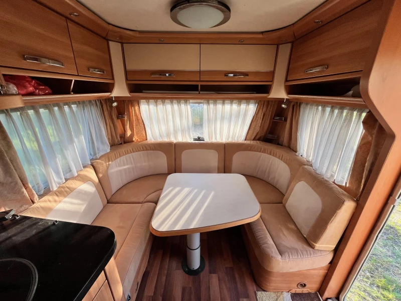 Каравана HYMER / ERIBA, снимка 13 - Каравани и кемпери - 52932946