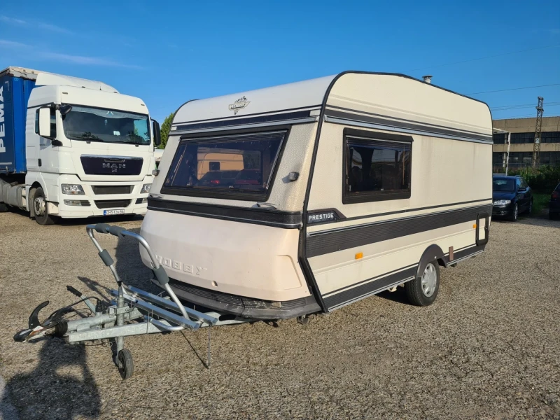 Каравана Hobby 400C, снимка 2 - Каравани и кемпери - 52512397