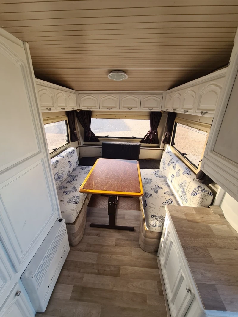 Каравана Hobby 400C, снимка 6 - Каравани и кемпери - 52512397