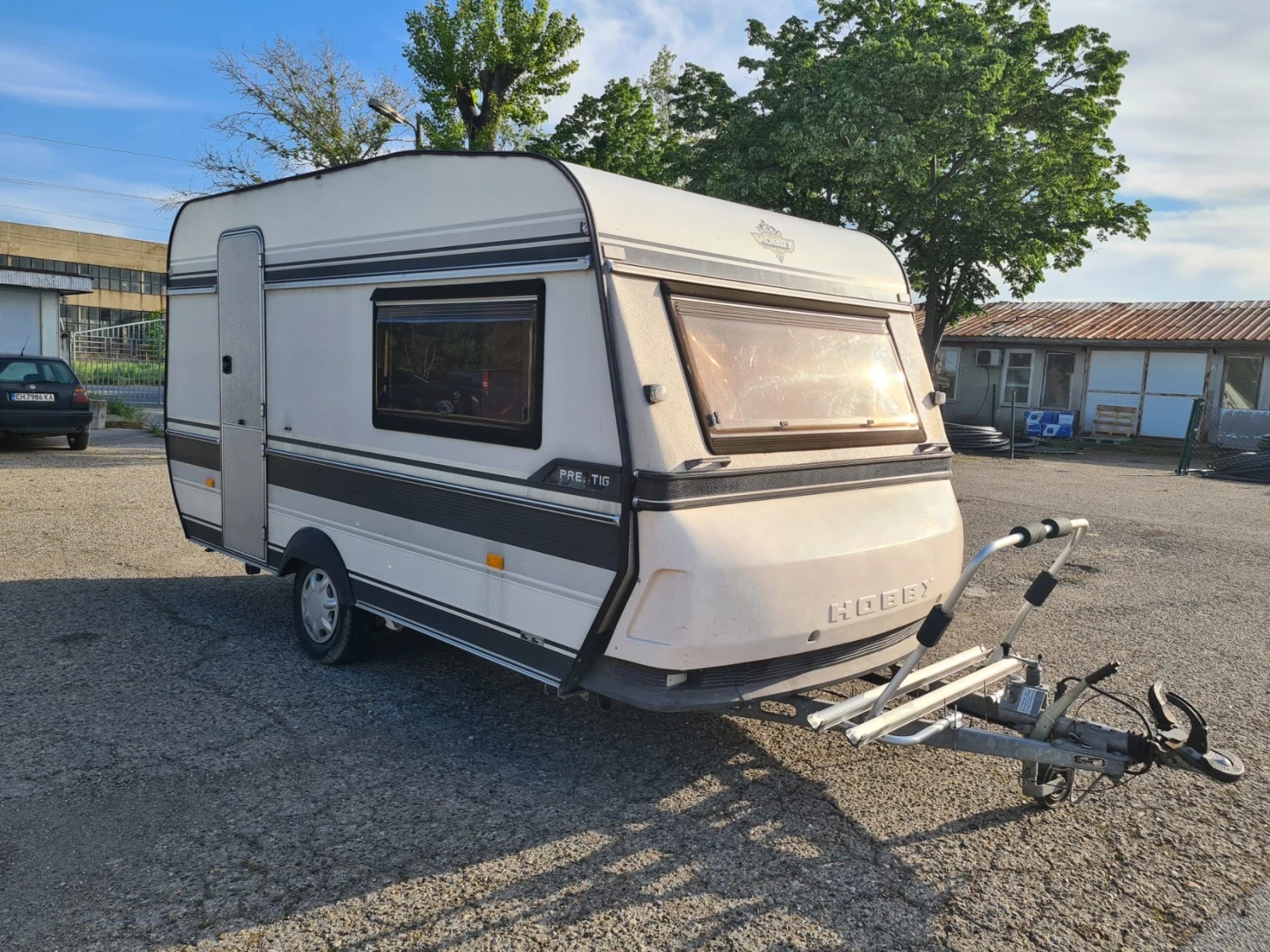  Hobby 400C | Mobile.bg   1