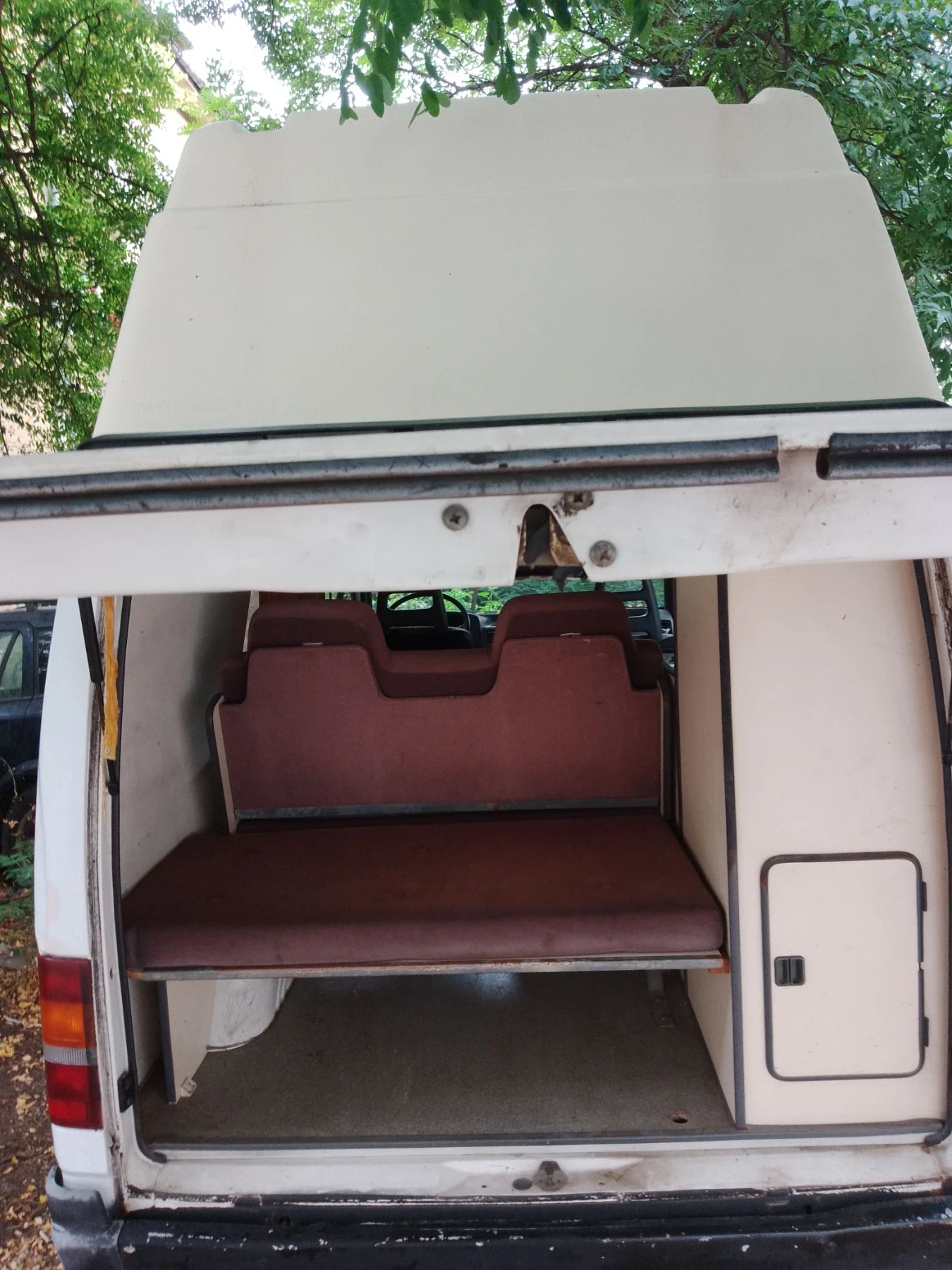 Кемпер Ford Transit, снимка 16 - Каравани и кемпери - 55581431