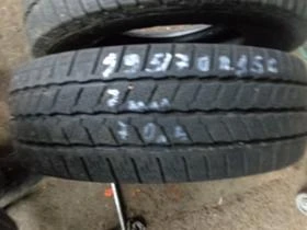 Гуми Зимни 195/70R15, снимка 4