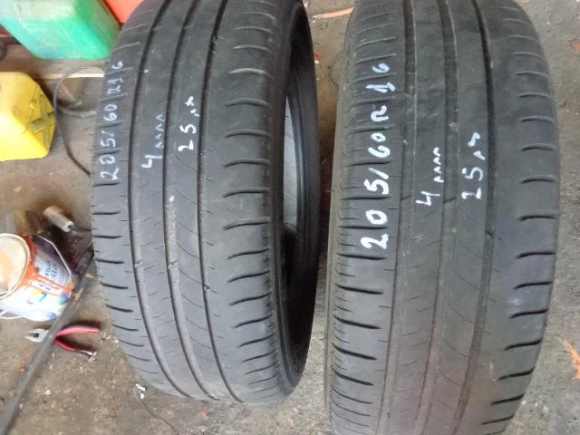 Гуми Летни 205/60R16, снимка 2 - Гуми и джанти - 18673497