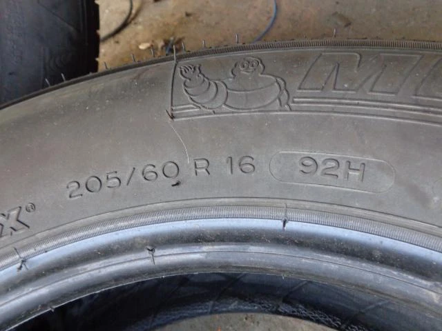 Гуми Летни 205/60R16, снимка 6 - Гуми и джанти - 18673497