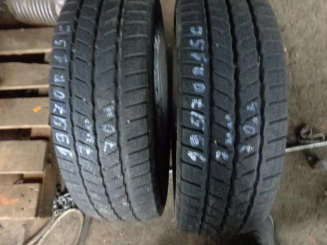 Гуми Зимни 195/70R15, снимка 2 - Гуми и джанти - 20253681