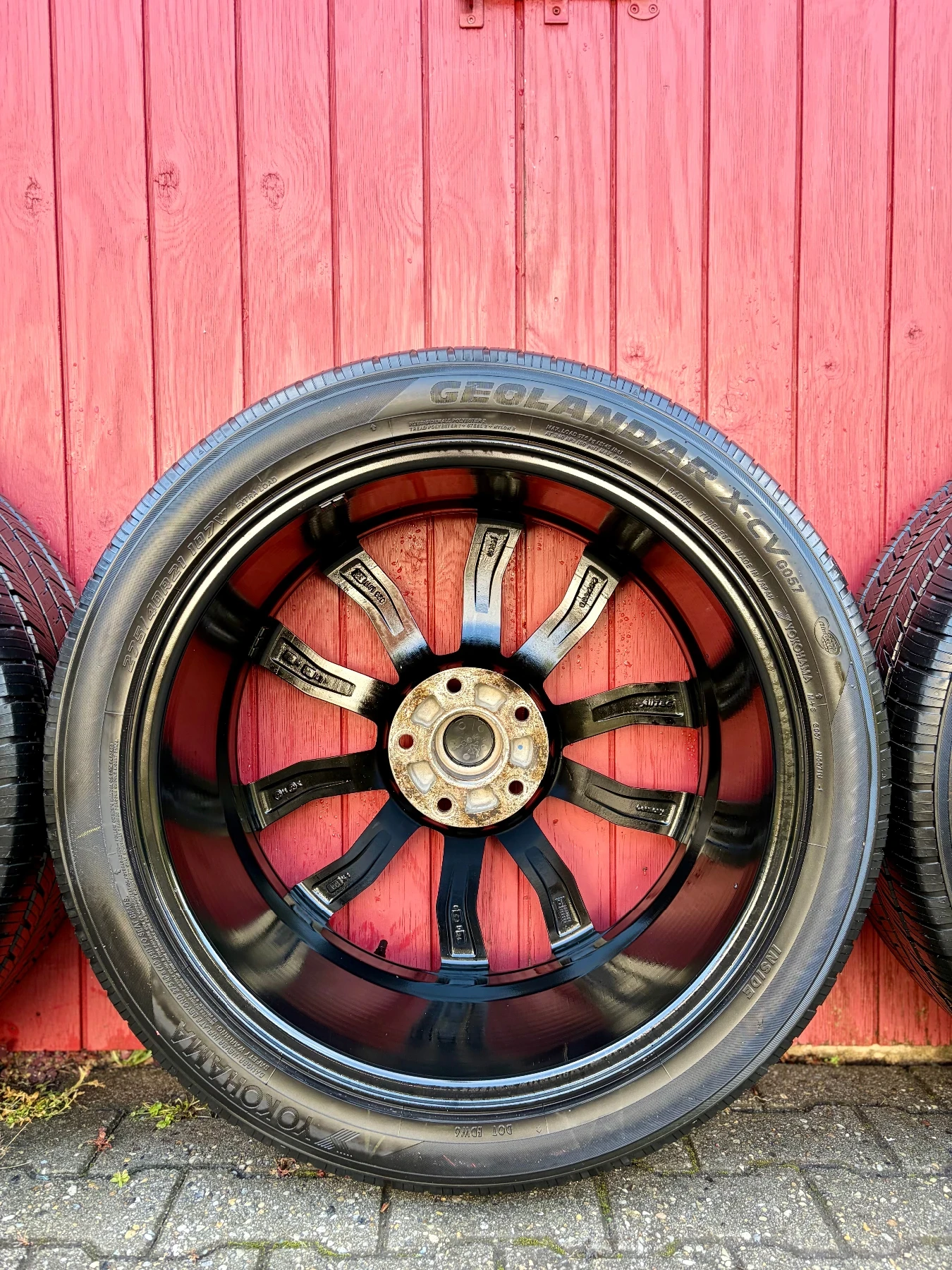 ���� � ������ 275/40R21 �� ����� | Mobile.bg � ����������� 8