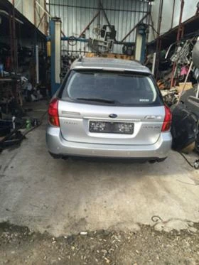 Subaru Outback 2,5 НА ЧАСТИ, снимка 3
