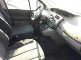 Renault Scenic 1.5 d 6скорости, снимка 4