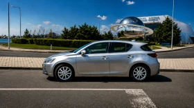 Lexus CT 200h в гаранция, 100 хил. км реални!!!, снимка 3
