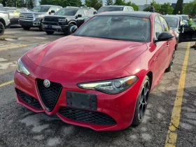 Alfa Romeo Giulia VELOCE/AWD/H&K/Distronic/RED Interior
