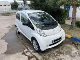 Peugeot iOn 