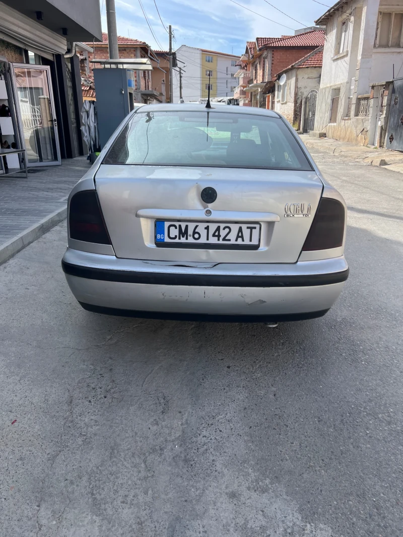 Skoda Octavia 1.9, снимка 3 - Автомобили и джипове - 48181828