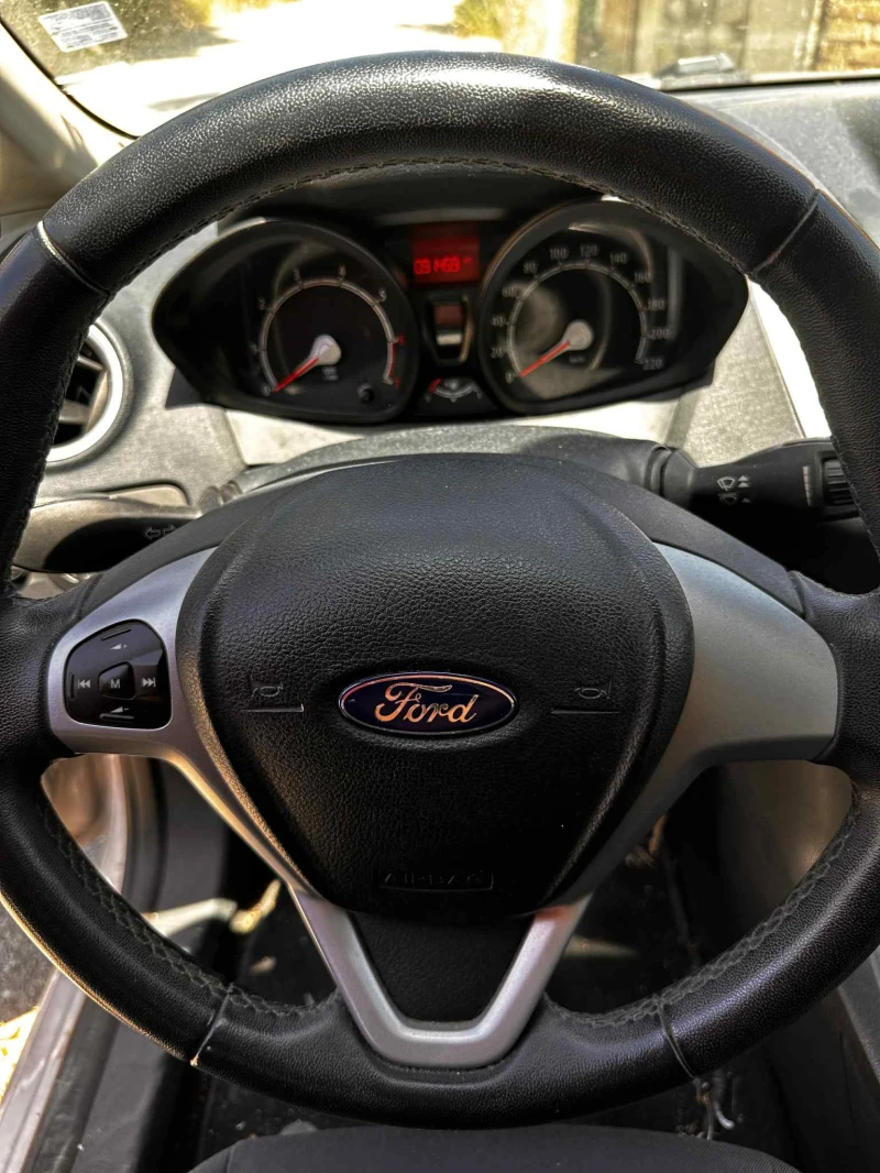 Ford Fiesta, снимка 8 - Автомобили и джипове - 50770493